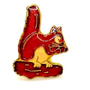 Squirrel lapel pin, jacket, hat, vest, book bag pin, animal lovers, Red VTG‎